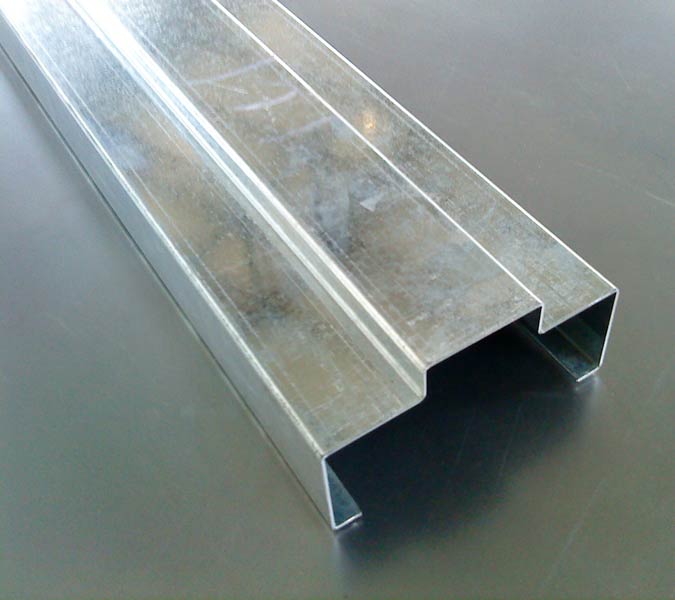 advantages-of-the-45-degree-angle-cutter-for-door-frame-rol-steel