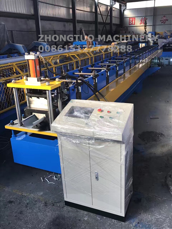 Customized metal steel round and square rain water gutter making rolling machine