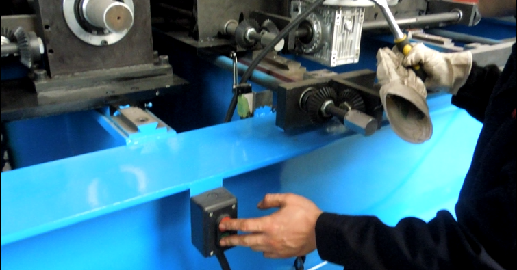 cable tray roll forming machine