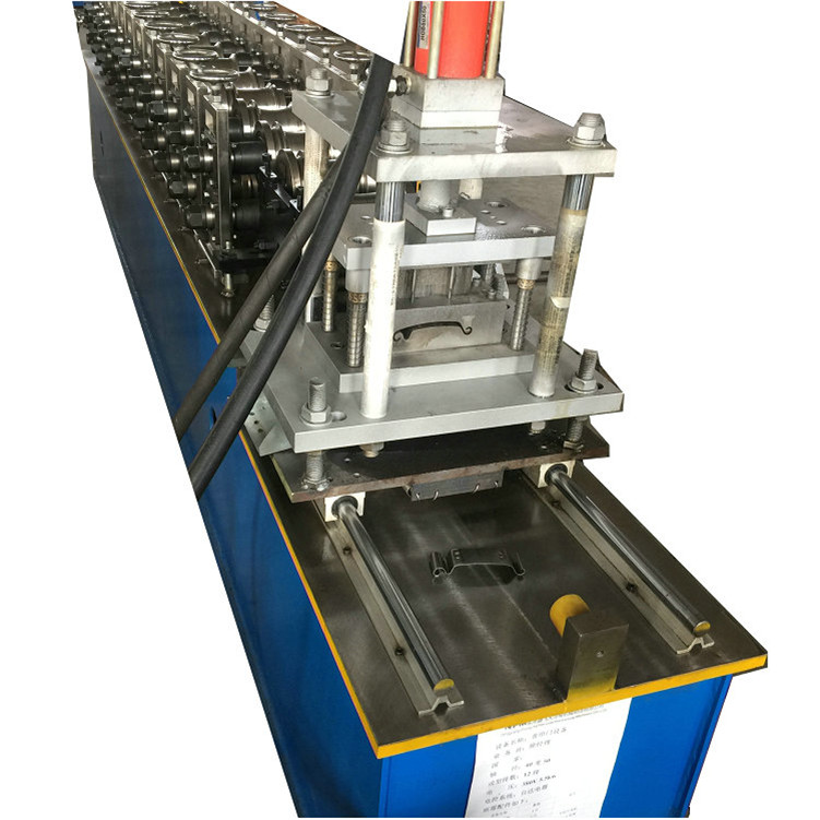 roller shutter slats forming machine
