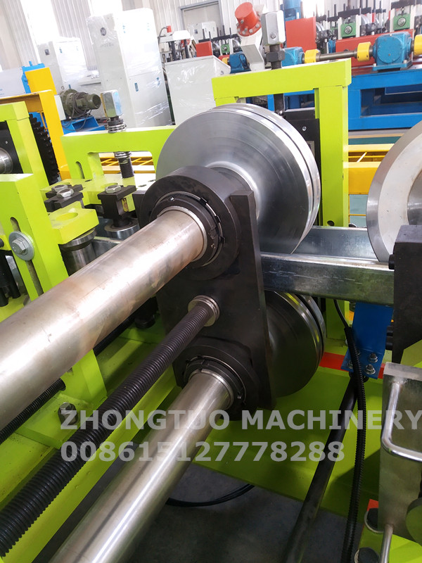High cost-effective C/Z purlin interchangeable roll forming machine