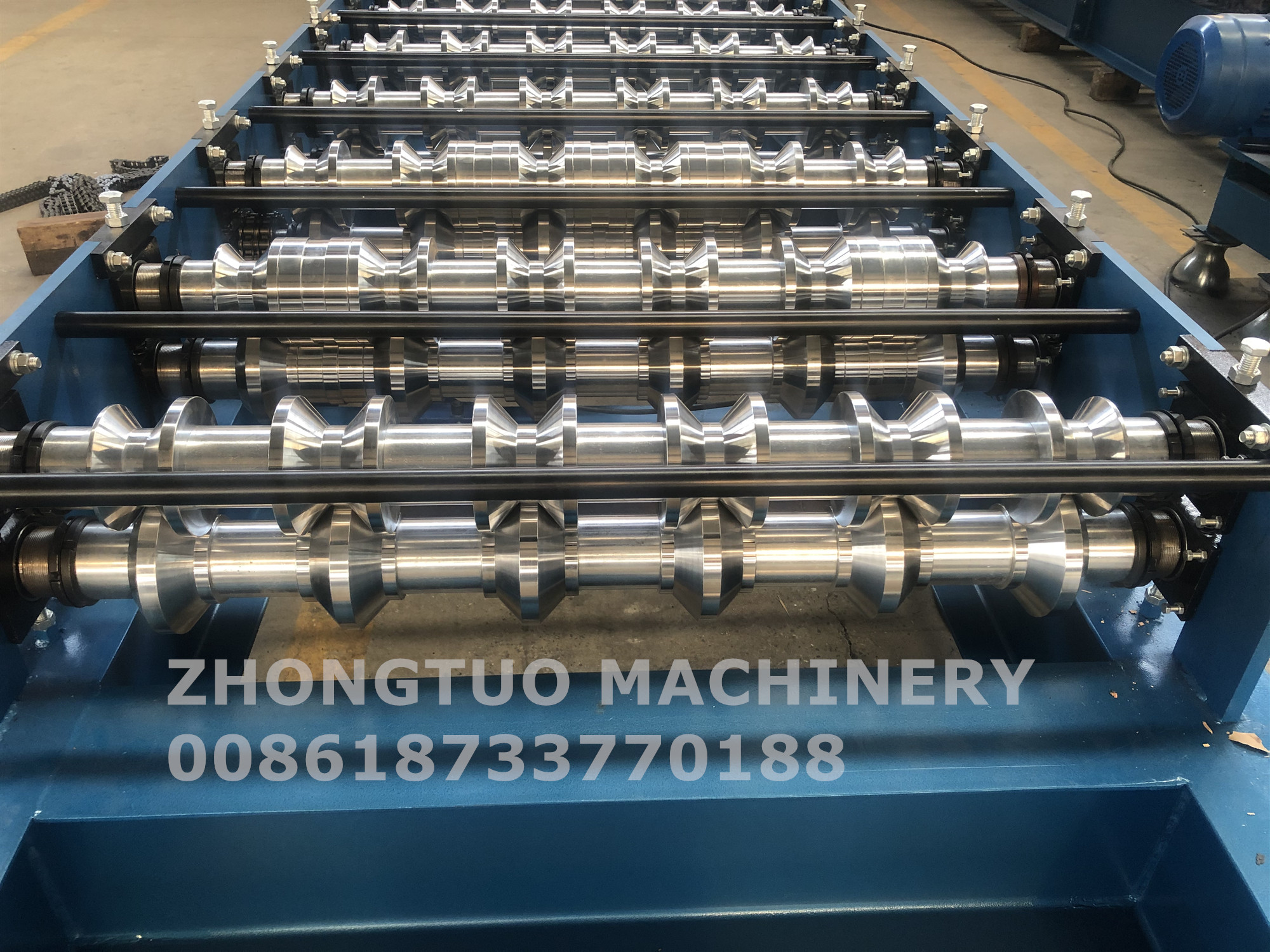The making progress of trapezoid roof sheet making machine that for Kenya customer